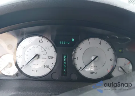 2010 Chrysler 300 Touring z USA, uszkodzony, nr VIN 2C3CA4CD7AH217773